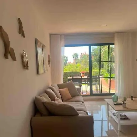 Apartman Lujo Con Jardin